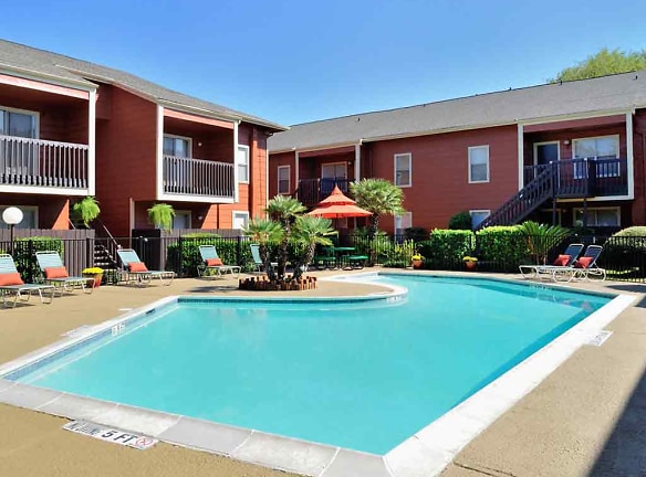 Lakeshire Place Apartments - Webster, TX
