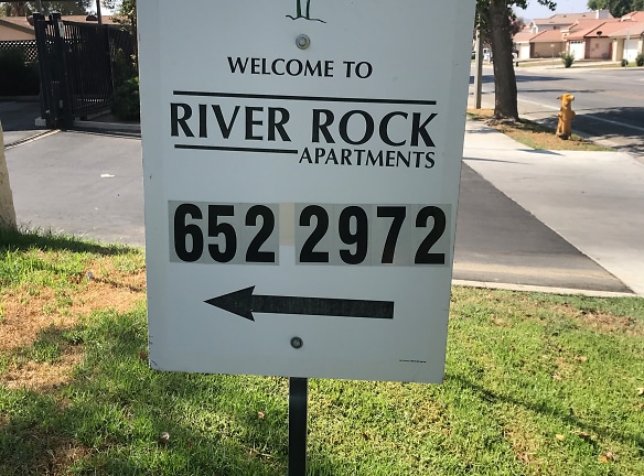 River Rock Apartments - Hemet, CA