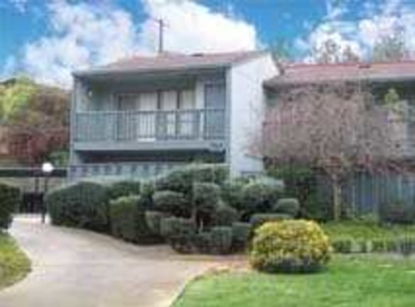 Franciscan Apartments - Vallejo, CA