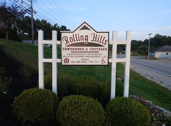 Rolling Hills Townhomes & Cottages Apartments - Parkersburg, WV