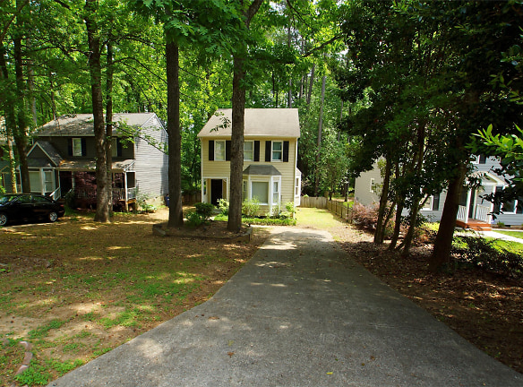 5028 Simmons Branch Trail - Raleigh, NC