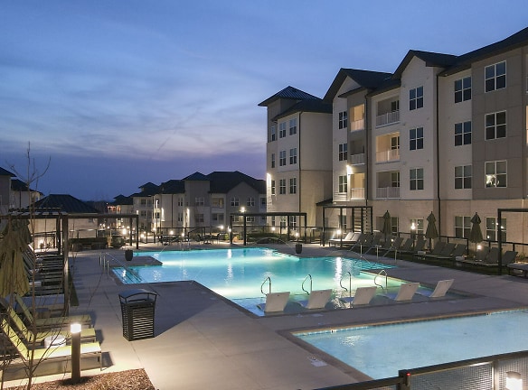 The Ravelle At Ridgeview Apartments - Antioch, TN