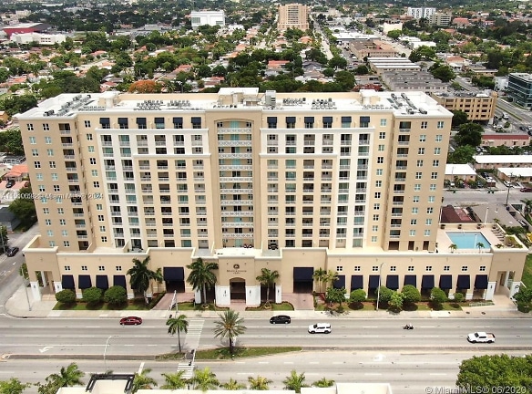 117 NW 42nd Ave #1005 - Miami, FL