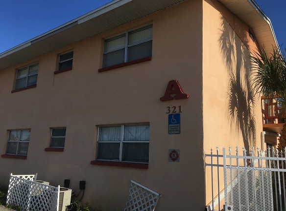 Oceanside Palms Apartments - Cape Canaveral, FL
