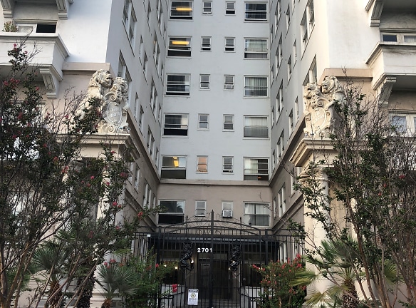 Bryson Family Apartments - Los Angeles, CA