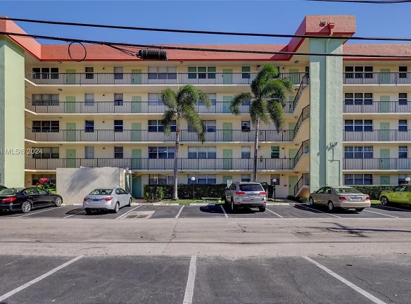 5321 NE 24th Terrace #205A - Fort Lauderdale, FL