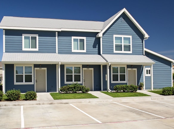 Country Lane Townhomes - Victoria, TX