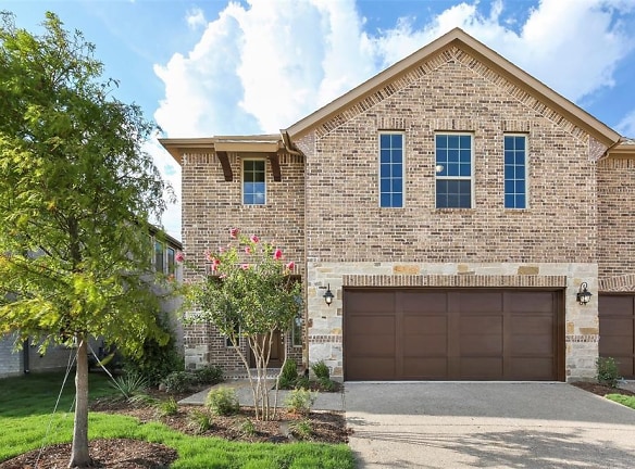 3917 St Ives Ln - The Colony, TX