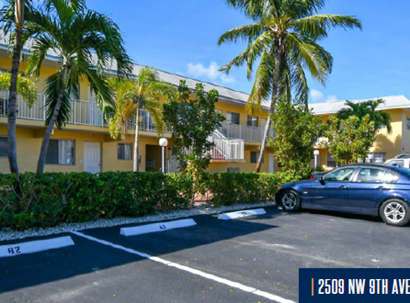2509 NW 9th Ave - Wilton Manors, FL