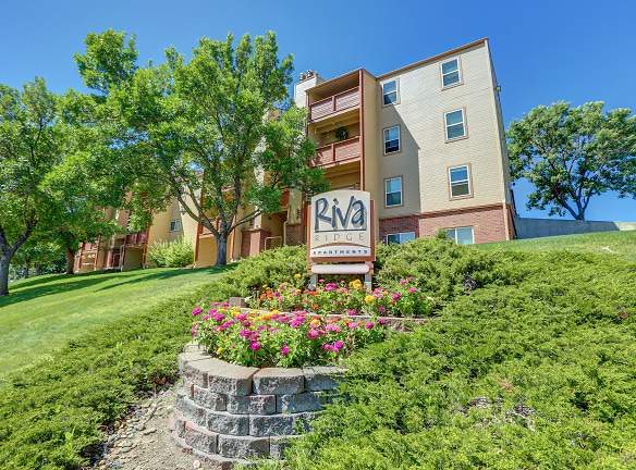 Riva Ridge Apartments - Lakewood, CO