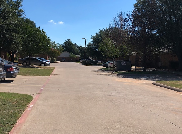 Gateway Village Apartments - Azle, TX