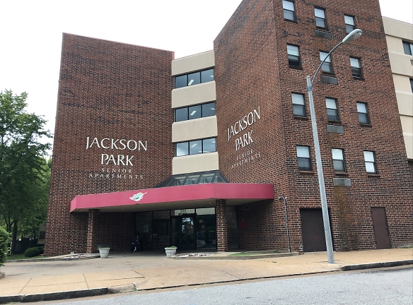 Jackson Park Apartments - Saint Louis, MO