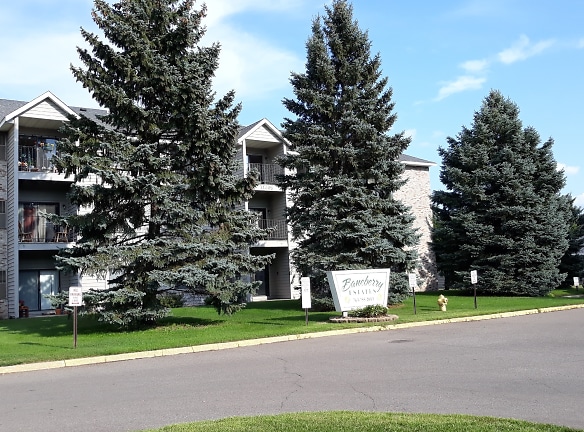 Baneberry Estates Apartments - Coon Rapids, MN