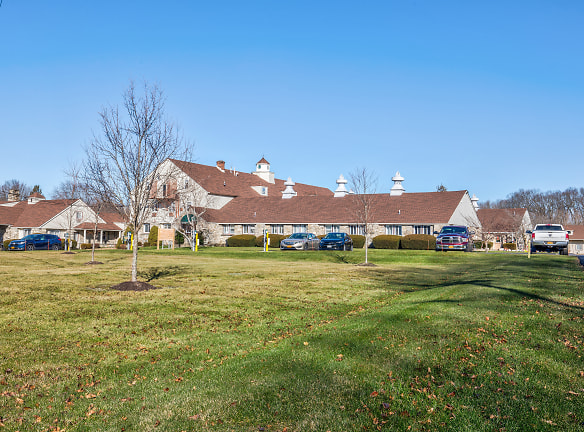 Hopewell Garden Apartments - Hopewell Junction, NY