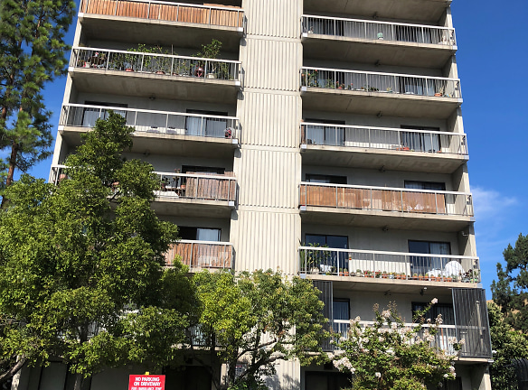 Little Tokyo Tower Apartments - Los Angeles, CA