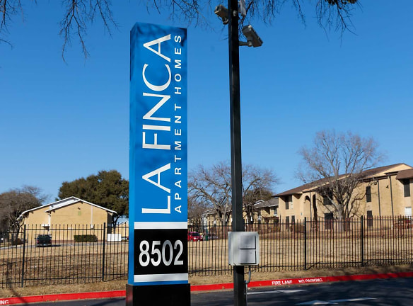 La Finca Apartments - Dallas, TX