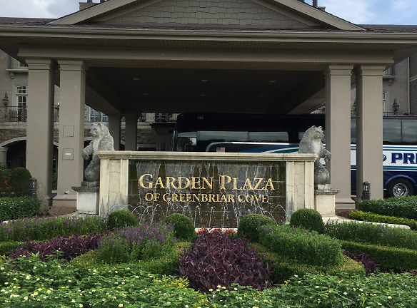 Garden Plaza Of Greenbriar Cove Apartments - Ooltewah, TN