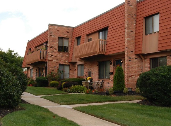 Riverview Condominiums Apartments - Millville, NJ