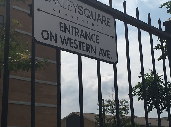 Oakley Square Apartments - Chicago, IL
