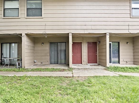 204 Lincoln Ave - College Station, TX