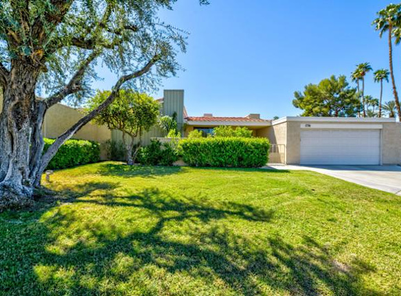 72385 Beverly Way - Rancho Mirage, CA