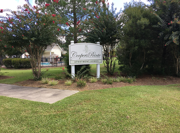 Coopers Pointe Apartment Homes - Burgaw, NC