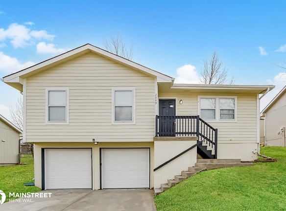 2009 Kimberly Dr - Excelsior Springs, MO