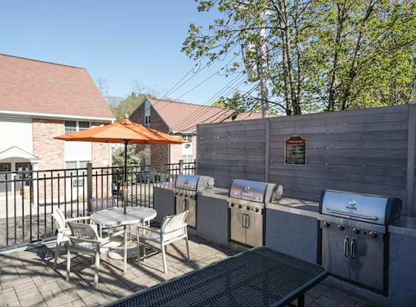 Creative Audubon Apartments Ossining with Modern Garage