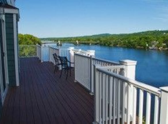 Captain's Lookout - Cohoes, NY