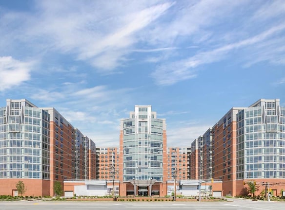 The Duchess Luxe Apartments For Rent - Edgewater, NJ