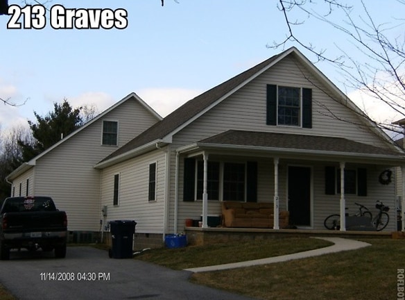213 Graves Ave - Blacksburg, VA