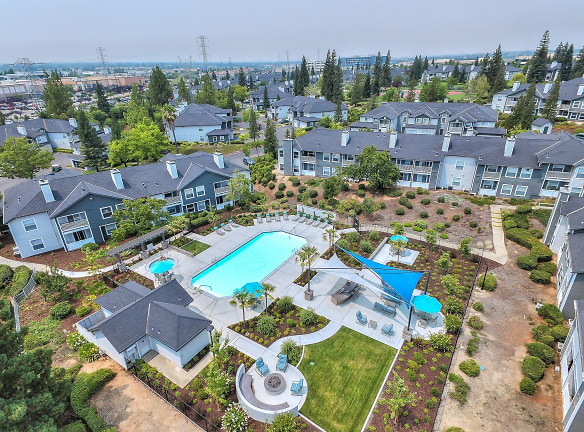 Rosemeade At Olympus Pointe Apartments - Roseville, CA
