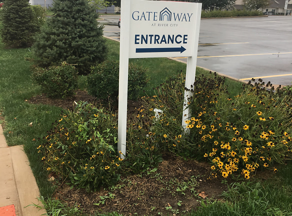 GateWay At River City Apartments - Peoria, IL
