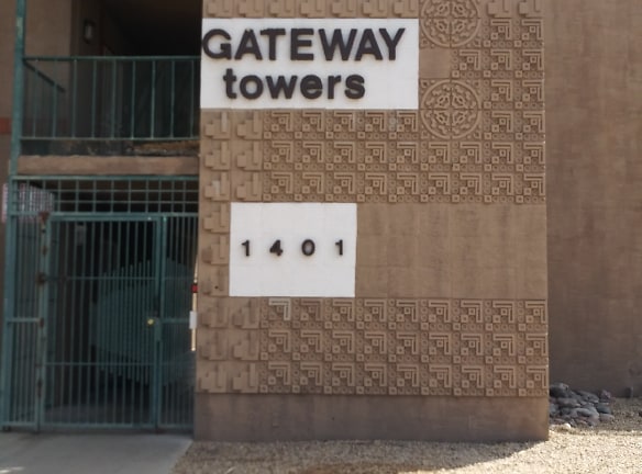 Gateway Towers Apartments - Phoenix, AZ