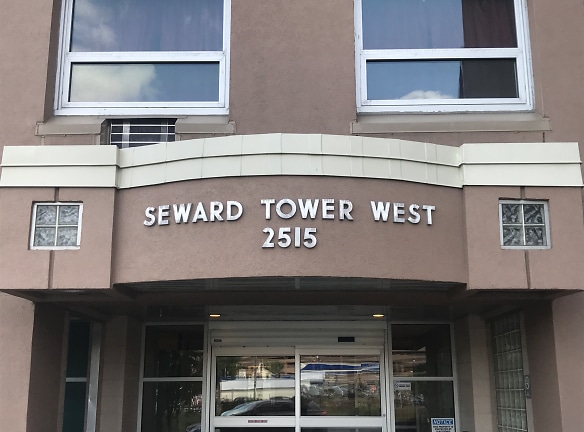 Seward Tower West Apartments - Minneapolis, MN