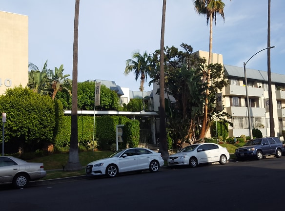 Summit Wilshire Apartments - Los Angeles, CA
