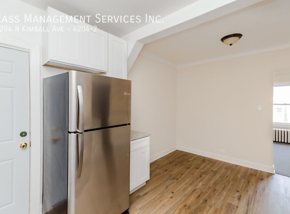 4204 N Kimball Ave unit 2 - Chicago, IL