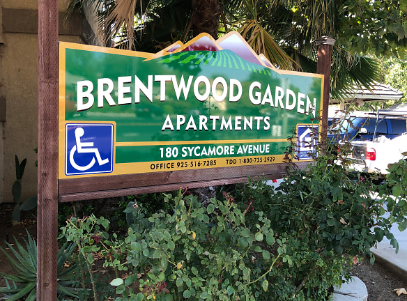 Brentwood Park / Garden Apartments - Brentwood, CA