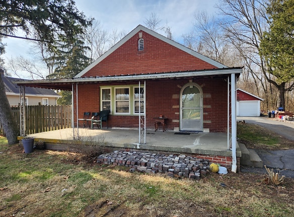 1136 S Arlington Ave - Indianapolis, IN