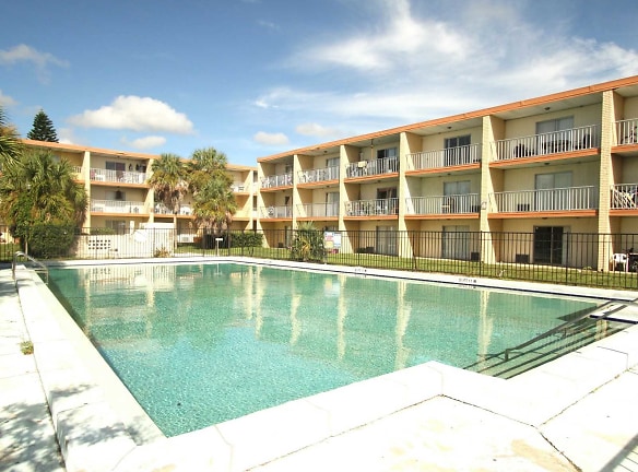 Remington Place Apartments - Altamonte Springs, FL
