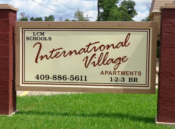 International Village Apartments - Orange, TX