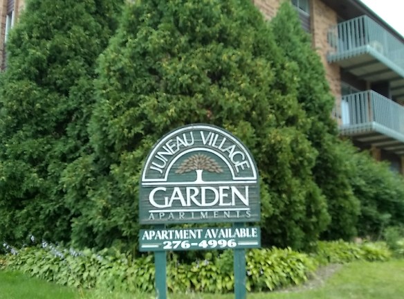 Juneau Village Gardens Apartments - Milwaukee, WI