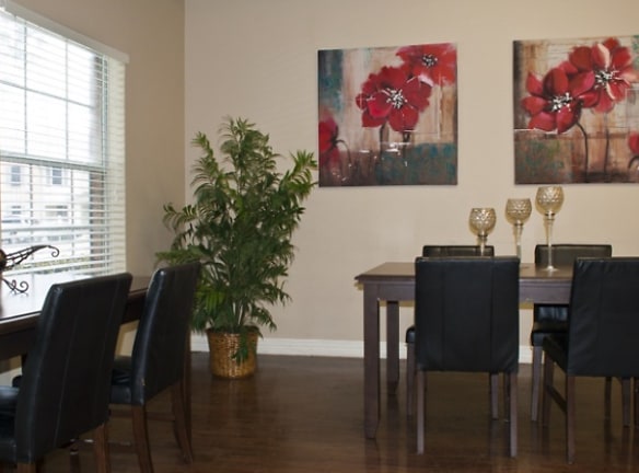 77520 Luxury Properties Apartments - Baytown, TX