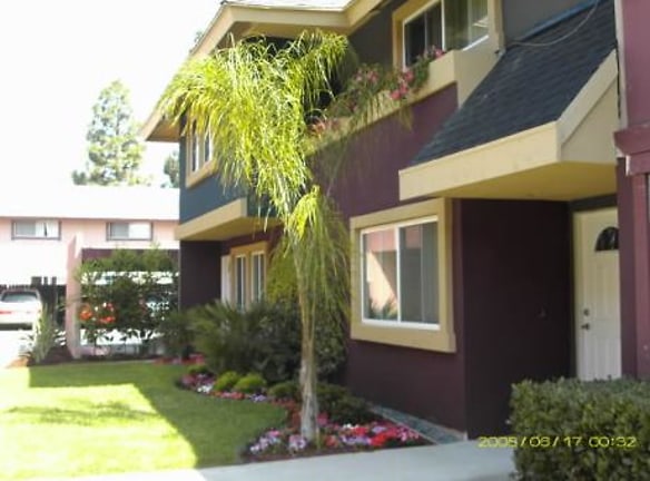 Avalon Apartments - Tustin, CA