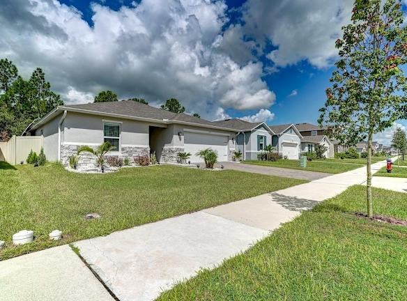 2777 Sanctuary Dr - Clermont, FL