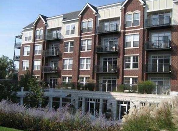 The Residences At The Grove - Forest Park, IL