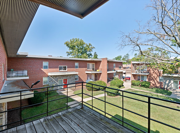 Wilshire Apartments - Pikesville, MD