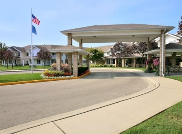 Parkside Court - Columbus, IN