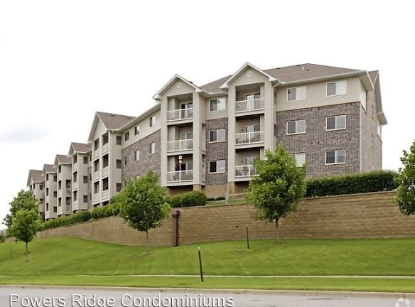 Powers Ridge Rental Condominiums - Chanhassen, MN