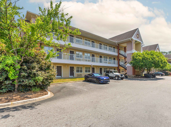 Furnished Studio - Columbia - West - Interstate 126 Apartments - Columbia, SC